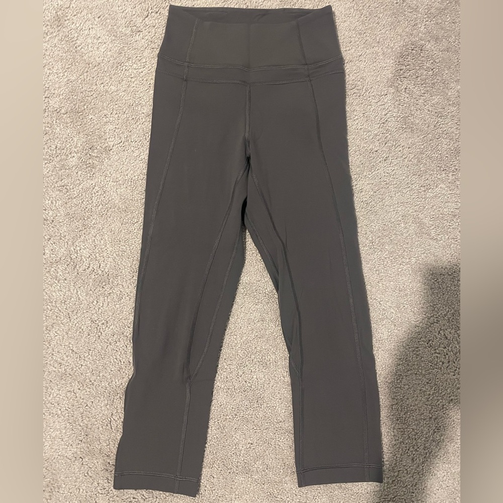 Lululemon in movement crop legging, everlux
